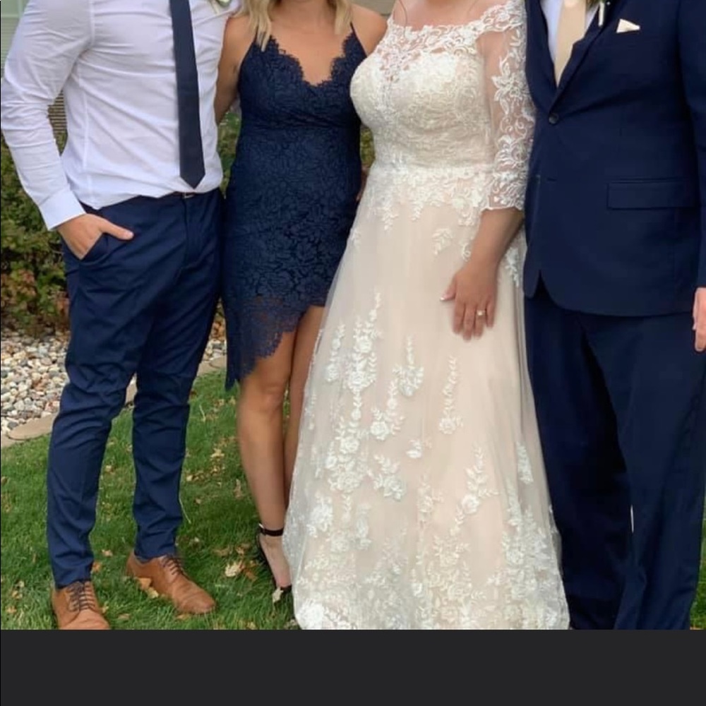 Navy tight fitting dress